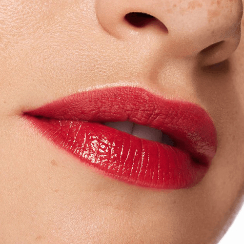 Essence Hydra Kiss Lip Tint 04 Classy Red